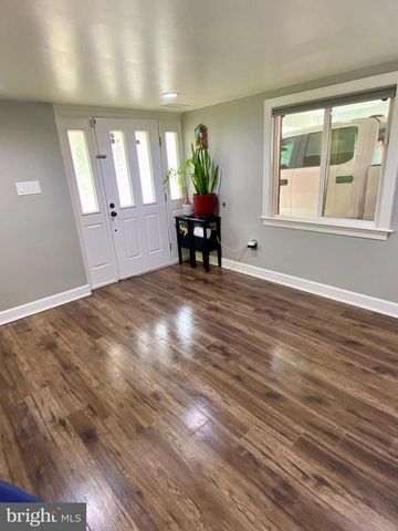 1613 FRANCES DR, Woodbridge, VA 22191