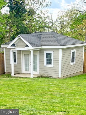 1613 FRANCES DR, Woodbridge, VA 22191