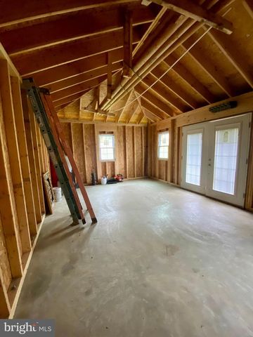 1613 FRANCES DR, Woodbridge, VA 22191