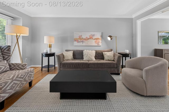 845 River Bend Drive, Rochester Hills, MI 48307