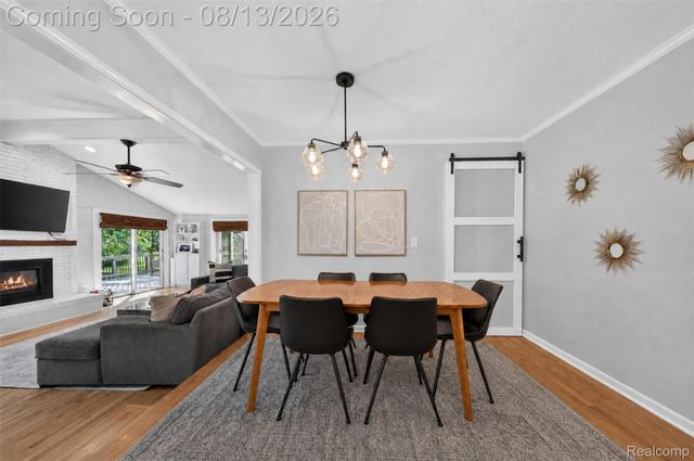 845 River Bend Drive, Rochester Hills, MI 48307
