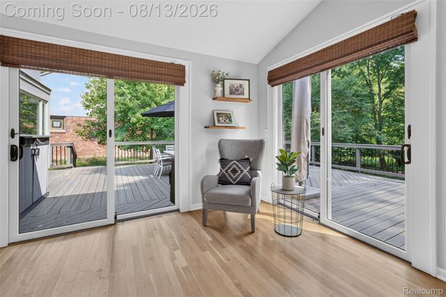 845 River Bend Drive, Rochester Hills, MI 48307
