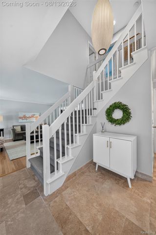 845 River Bend Drive, Rochester Hills, MI 48307