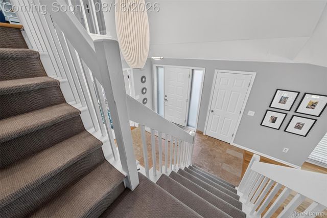 845 River Bend Drive, Rochester Hills, MI 48307