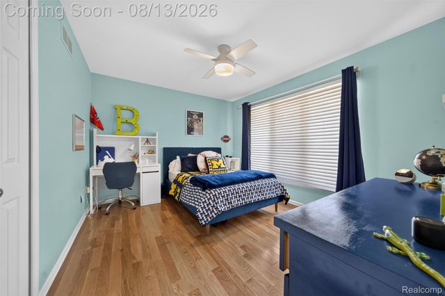 845 River Bend Drive, Rochester Hills, MI 48307