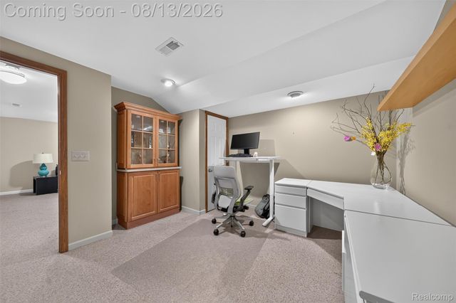 845 River Bend Drive, Rochester Hills, MI 48307