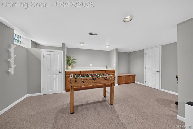 845 River Bend Drive, Rochester Hills, MI 48307