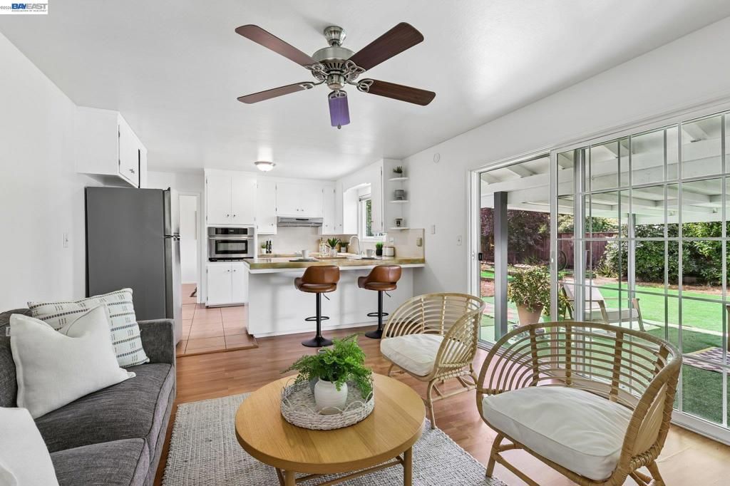 Image 12 of property listing at 1691 Clayton Way, Concord, CA 94519