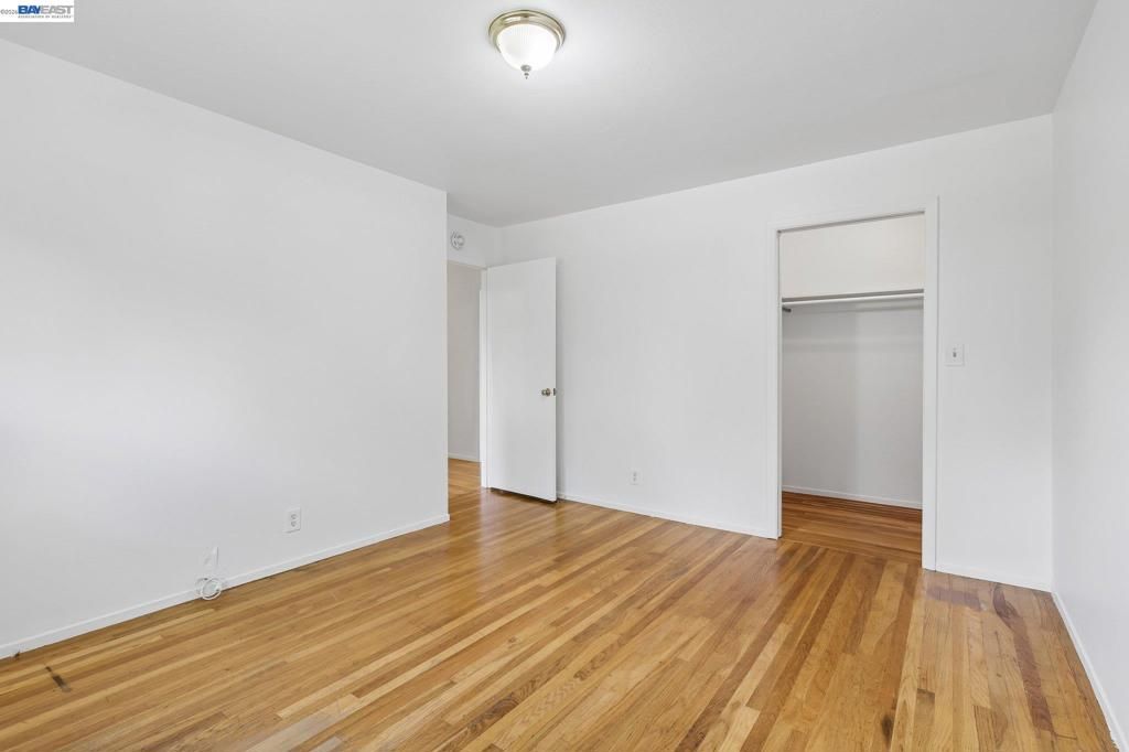 Image 25 of property listing at 1691 Clayton Way, Concord, CA 94519