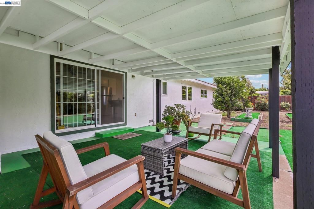 Image 28 of property listing at 1691 Clayton Way, Concord, CA 94519