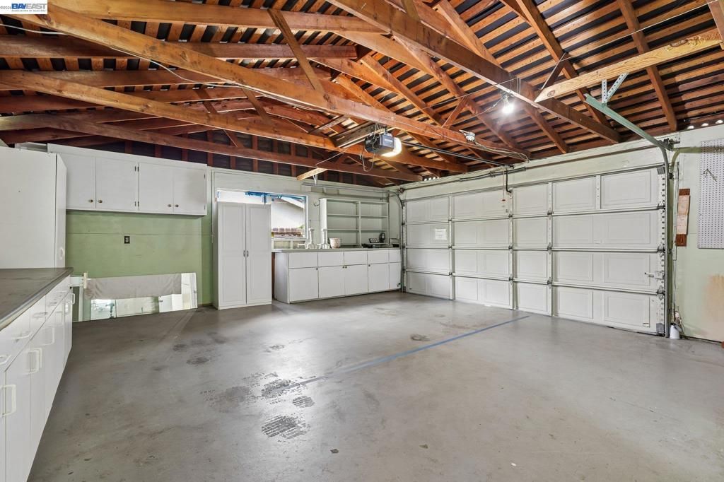 Image 30 of property listing at 1691 Clayton Way, Concord, CA 94519