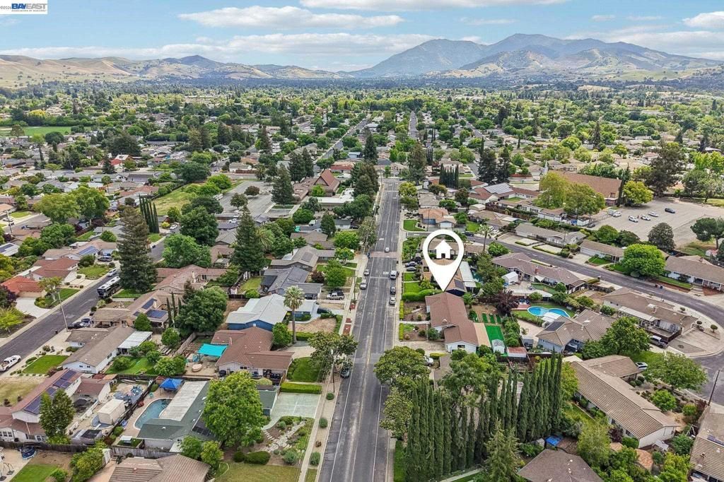 Image 38 of property listing at 1691 Clayton Way, Concord, CA 94519