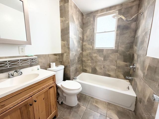 5030 Colerain Avenue, Colerain Twp, OH 45223