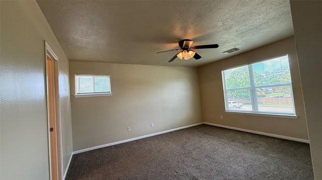 5127 Prosperity Circle, Houston, TX 77018