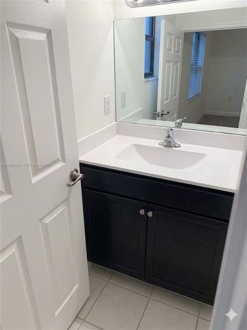 11533 SW 250th St, Homestead, FL 33032