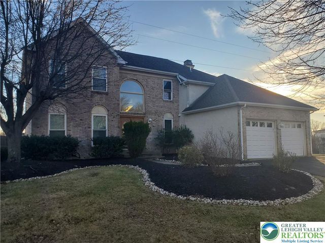 2667 Woodsview Drive, Bensalem Twp, PA 19020