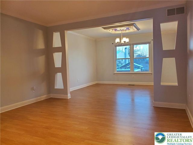 2667 Woodsview Drive, Bensalem Twp, PA 19020