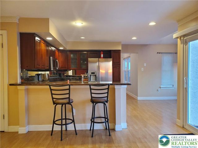 2667 Woodsview Drive, Bensalem Twp, PA 19020