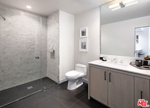 1755 Argyle Avenue 1707, Los Angeles, CA 90028