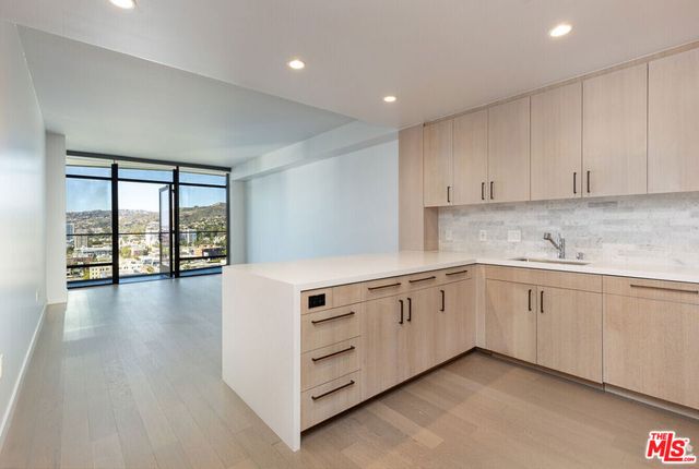 1755 Argyle Avenue 1707, Los Angeles, CA 90028