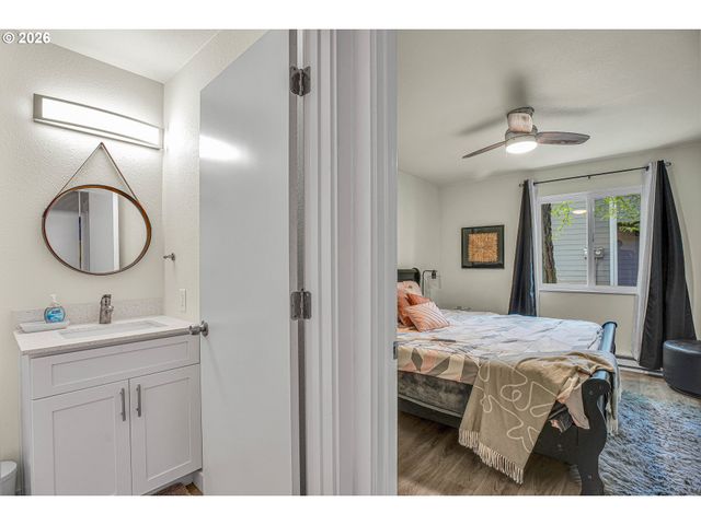 2706 Se 138TH Ave 29, Portland, OR 97236