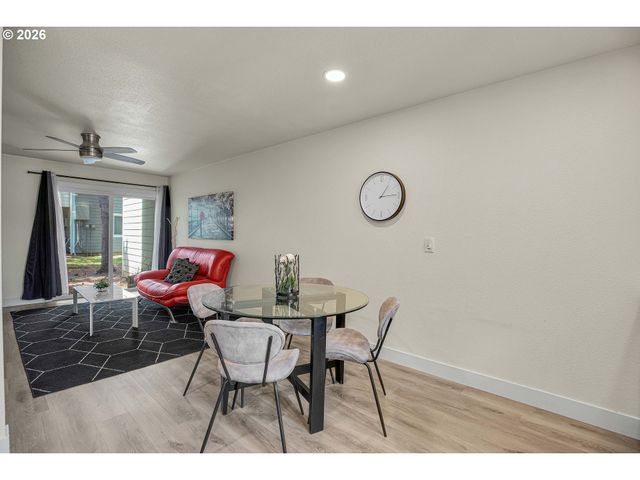 2706 Se 138TH Ave 29, Portland, OR 97236