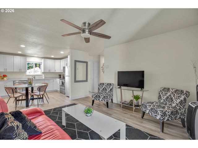 2706 Se 138TH Ave 29, Portland, OR 97236