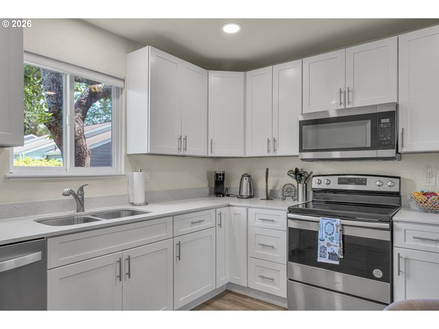 2706 Se 138TH Ave 29, Portland, OR 97236