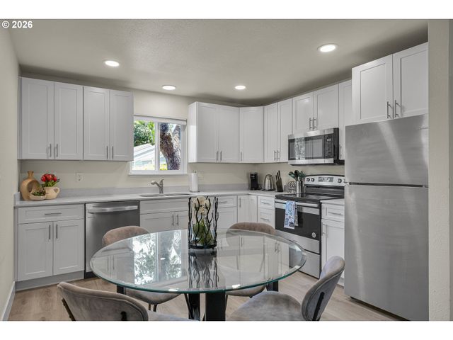 2706 Se 138TH Ave 29, Portland, OR 97236