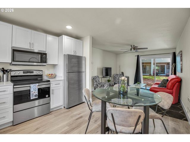 2706 Se 138TH Ave 29, Portland, OR 97236