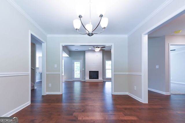 110 Fuller Court, Grantville, GA 30220