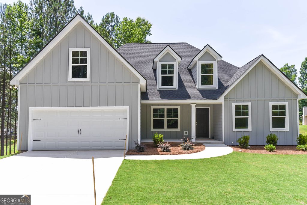 110 Fuller Court, Grantville, GA 30220