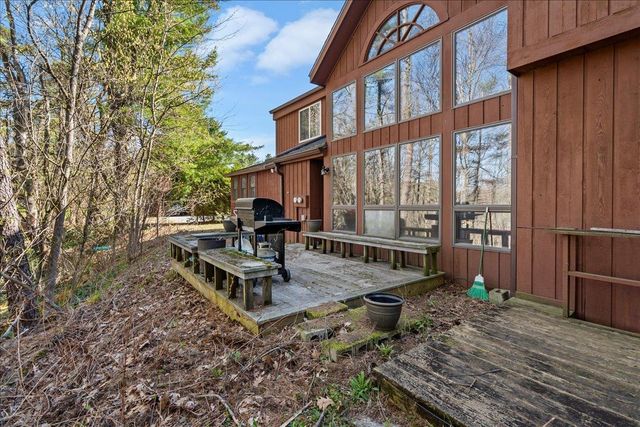 20 Greenfield Rd Unit E7, Essex Junction, VT 05452