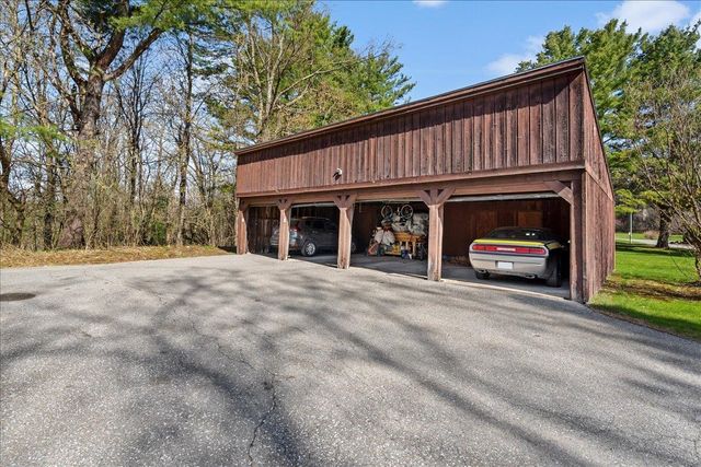 20 Greenfield Rd Unit E7, Essex Junction, VT 05452