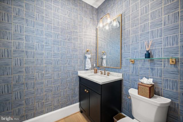 5102 FAIRGLEN LN, Chevy Chase, MD 20815