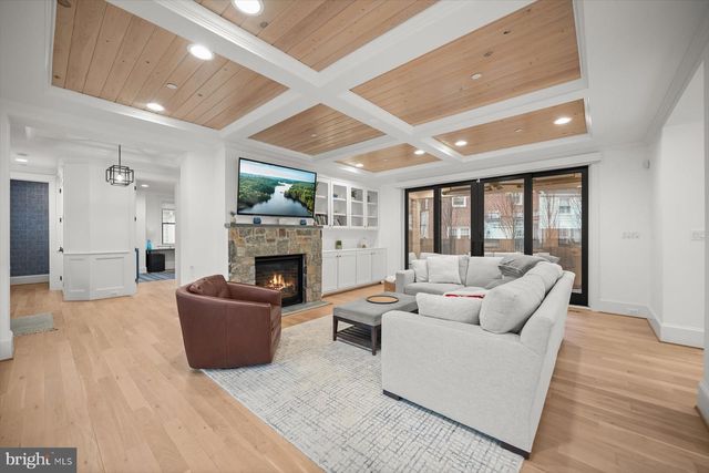 5102 FAIRGLEN LN, Chevy Chase, MD 20815