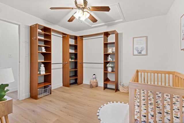 4927 Chateau Drive, San Diego, CA 92117