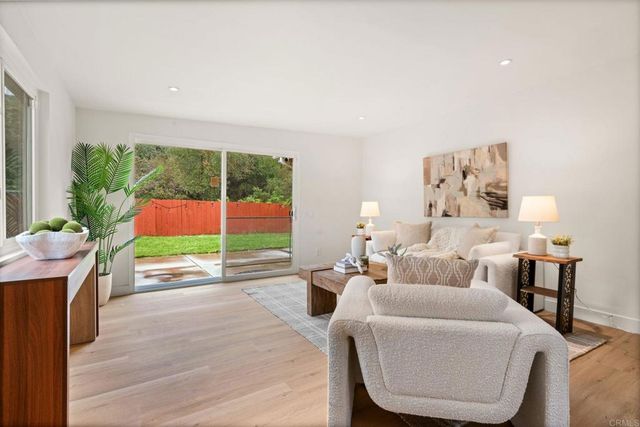 4927 Chateau Drive, San Diego, CA 92117