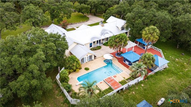 2955 Fannin Oaks, Victoria, TX 77905