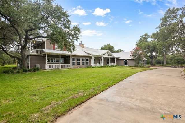 2955 Fannin Oaks, Victoria, TX 77905