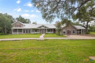 2955 Fannin Oaks, Victoria, TX 77905