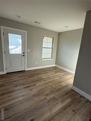 143 La Vista Drive, Waynesville, MO 65583