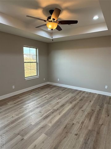 143 La Vista Drive, Waynesville, MO 65583