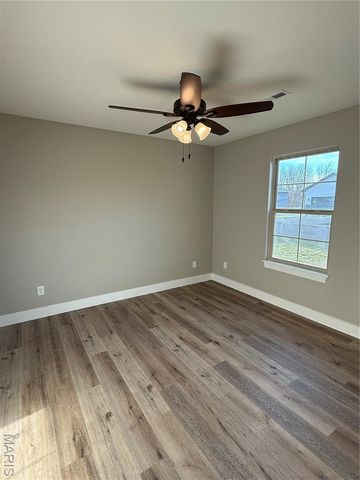 143 La Vista Drive, Waynesville, MO 65583