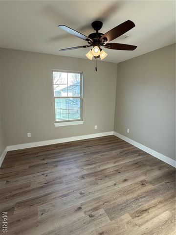 143 La Vista Drive, Waynesville, MO 65583