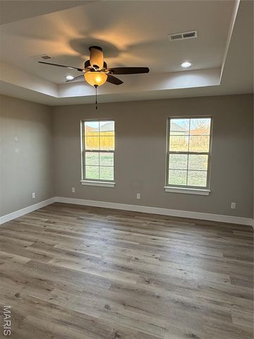 143 La Vista Drive, Waynesville, MO 65583