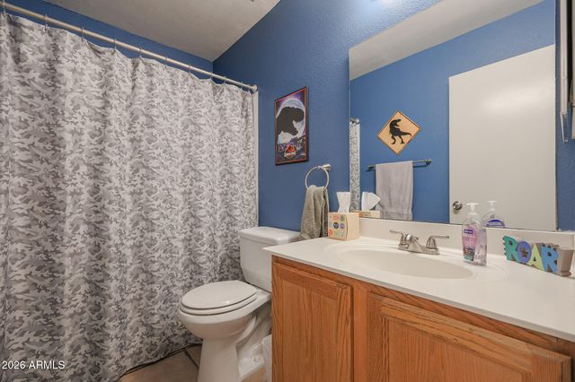 6827 N 77TH Drive, Glendale, AZ 85303