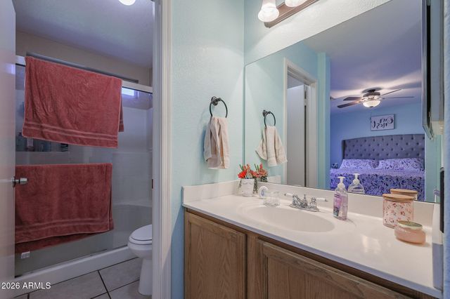 6827 N 77TH Drive, Glendale, AZ 85303