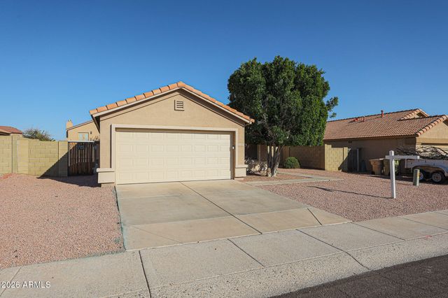 6827 N 77TH Drive, Glendale, AZ 85303