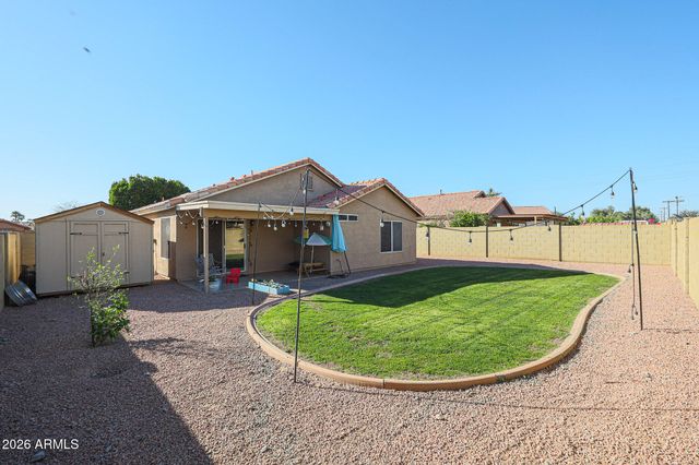 6827 N 77TH Drive, Glendale, AZ 85303